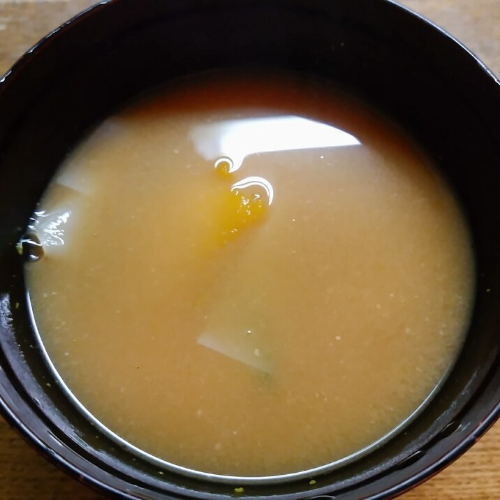 南瓜と餃子の皮の味噌汁